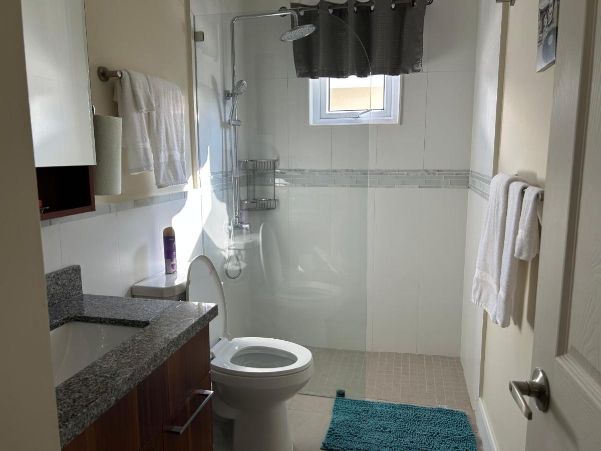 Seamist Villa @Oceanpointe Lucea Comfy 2Br W/Pool Gym & Parking Ngoại thất bức ảnh