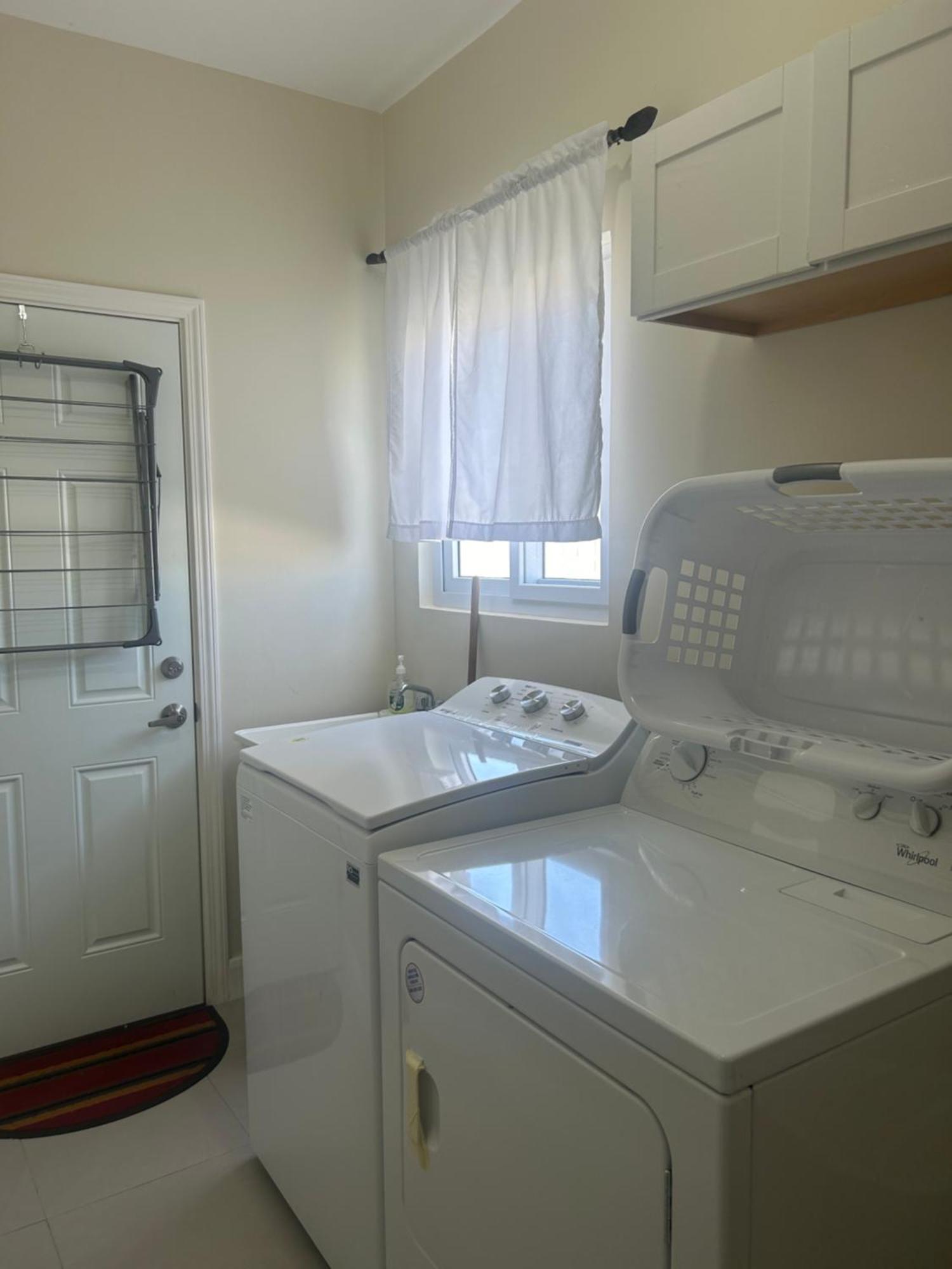 Seamist Villa @Oceanpointe Lucea Comfy 2Br W/Pool Gym & Parking Ngoại thất bức ảnh