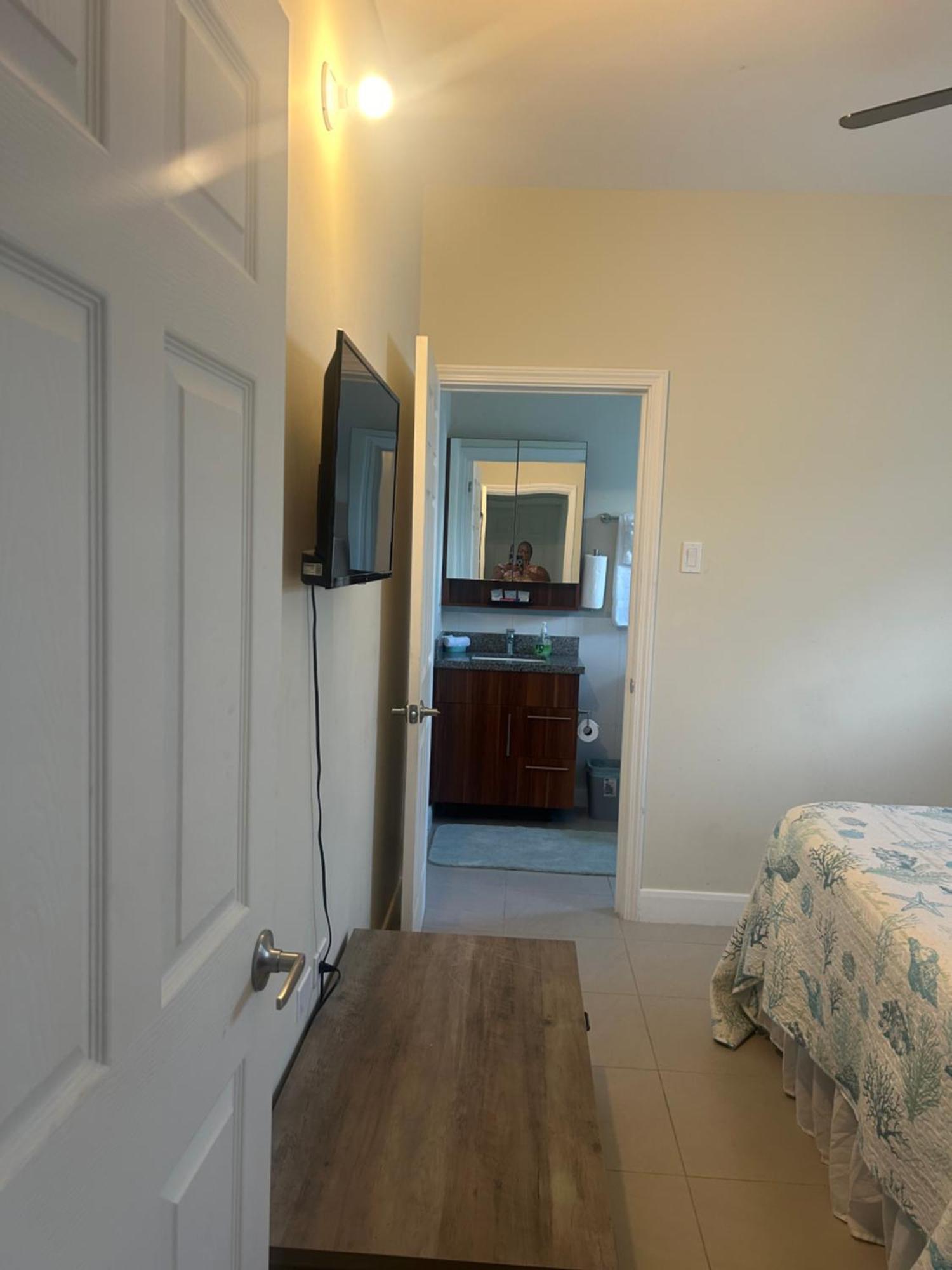 Seamist Villa @Oceanpointe Lucea Comfy 2Br W/Pool Gym & Parking Ngoại thất bức ảnh